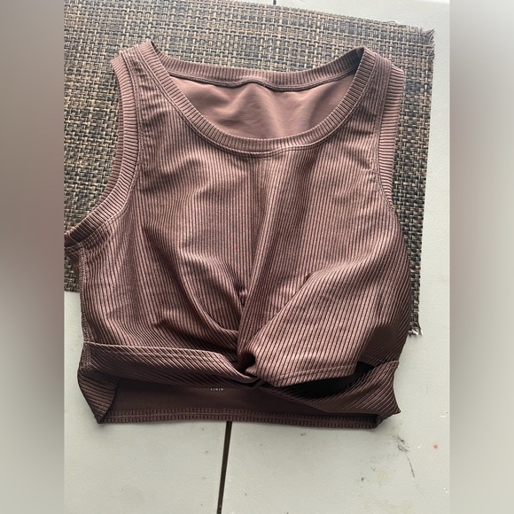 Offline by Aerie Ribbed Shine Twist Front Sports Bra - Picture 2 of 3